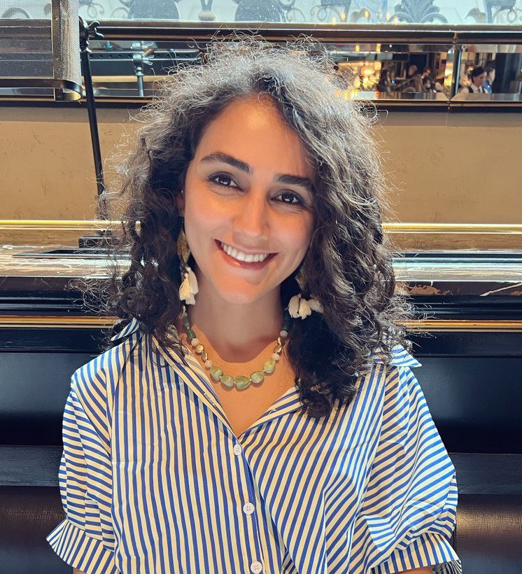 Arezoo Khosraviyani